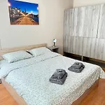 изгрев с 2 отделни спални * بورغاس