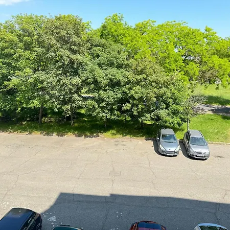 изгрев с 2 отделни спални