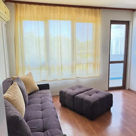 Appartement изгрев с 2 отделни спални Burgas